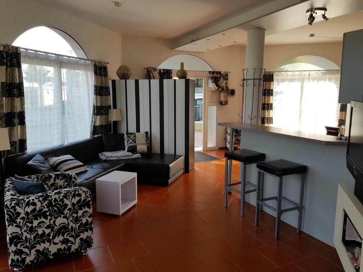 Studio-Apartment - Einraumwohnung Cuxhaven Куксгафен Екстер'єр фото